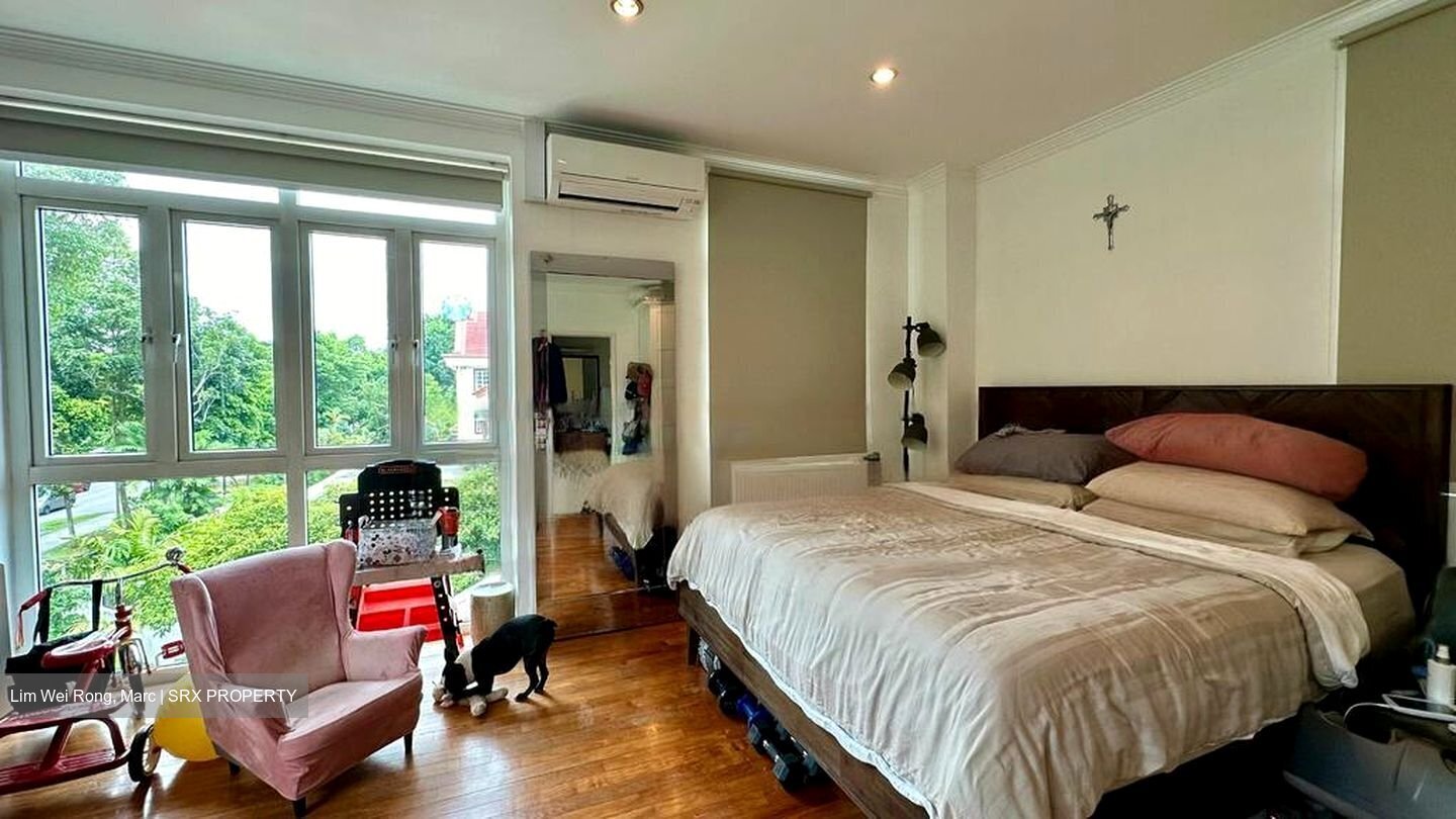 First Avenue (D10), Detached #457653441